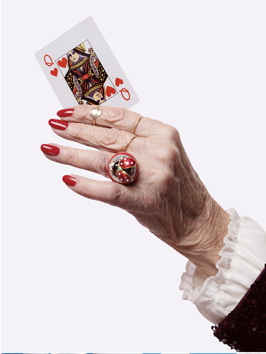 Anillo mariquita con Reina de Corazones